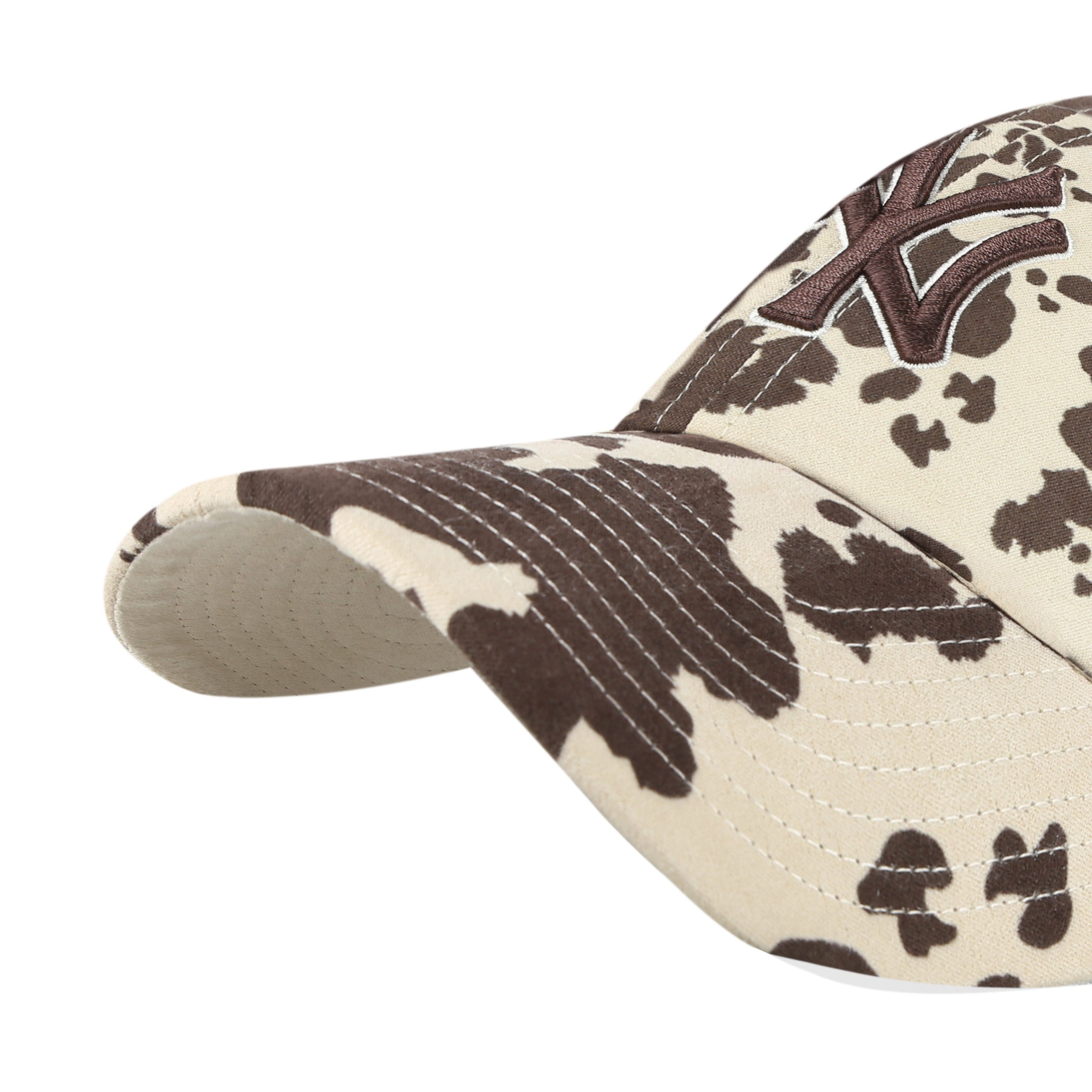 New York Yankees MLB Bessie Cow Print '47 Clean Up