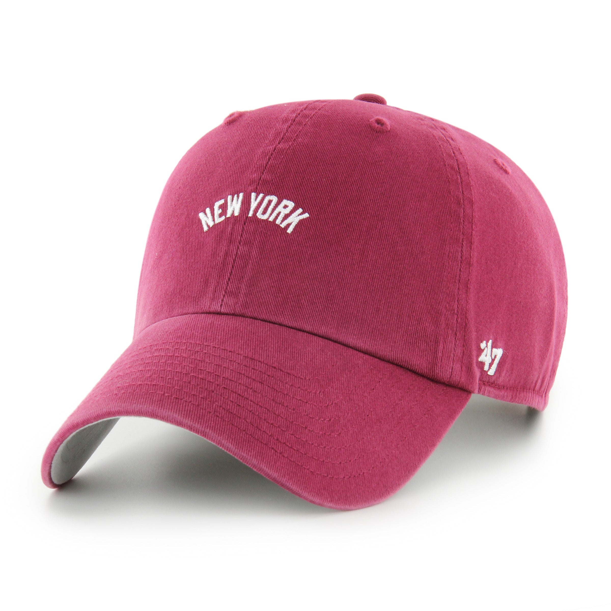 Gorra '47 Clean Up New York Yankees MLB Base Runner Script en algodón color granate, visera curva sin estructura con logo script monochrome de los Yankees bordado al frente y emblema '47 en rosa en el lateral, cierre strapback ajustable