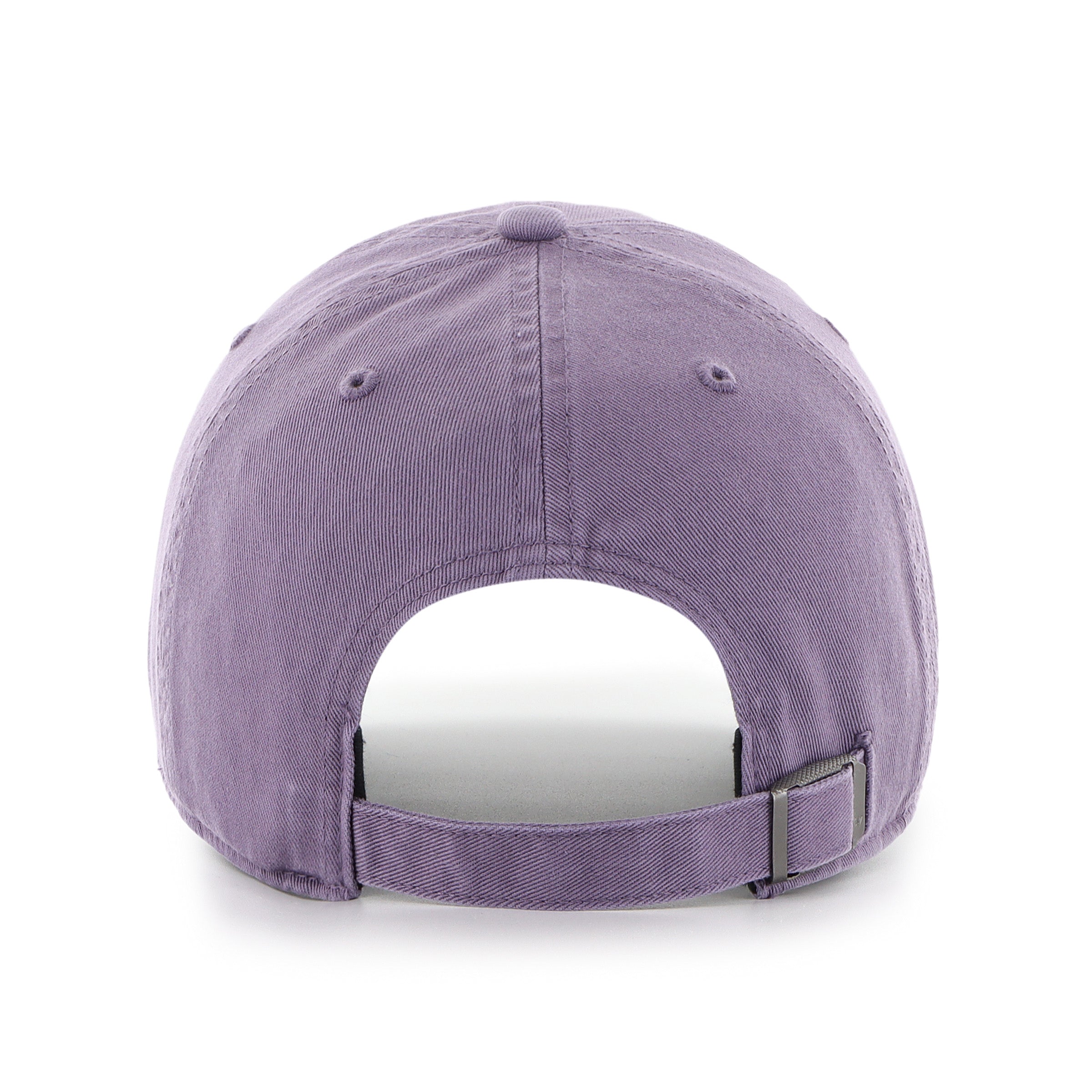 Gorra '47 Clean Up New York Yankees MLB Base Runner Script en algodón morado, visera curva sin estructura con logo script monochrome de los Yankees bordado al frente y emblema '47 en rosa en el lateral, cierre strapback ajustable