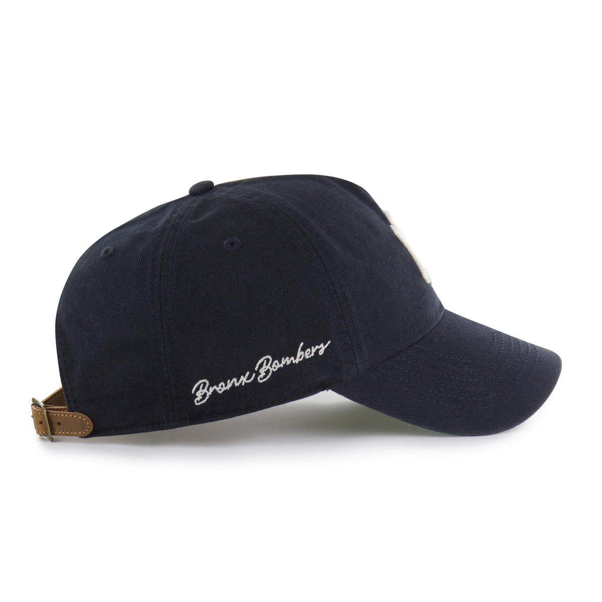Gorra '47 Clean Up Pinch Front New York Yankees MLB Evolution color Azul marino A, bordado frontal con logo del equipo y Chain Side Stitch, ajuste Strapback