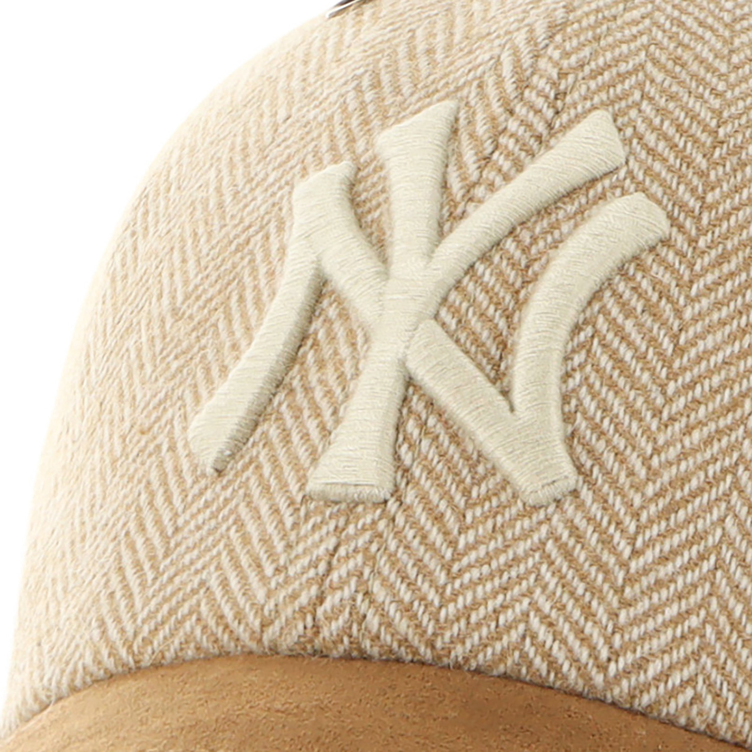 New York Yankees MLB Cherrington '47 Clean Up