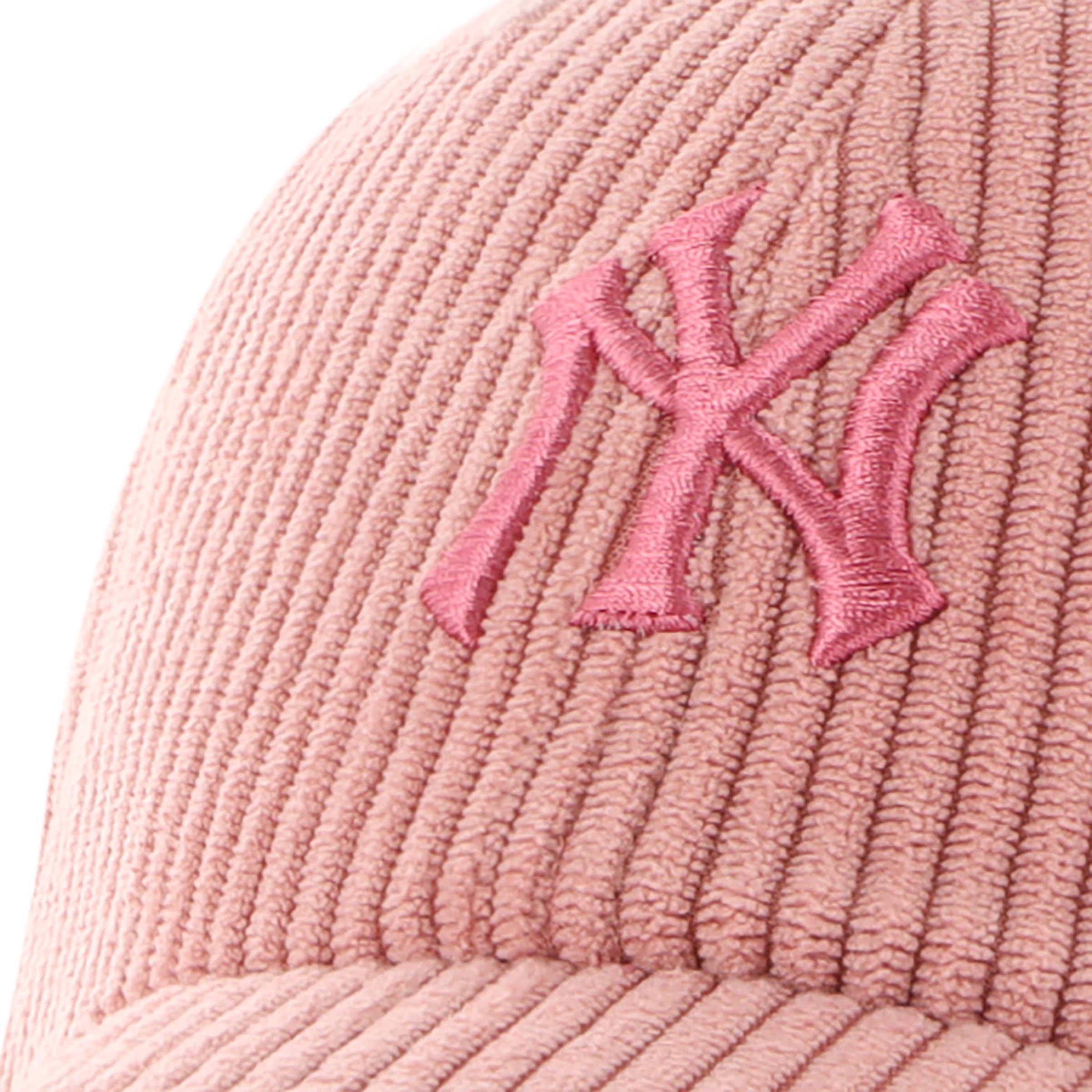 New York Yankees MLB Luminance '47 Clean Up