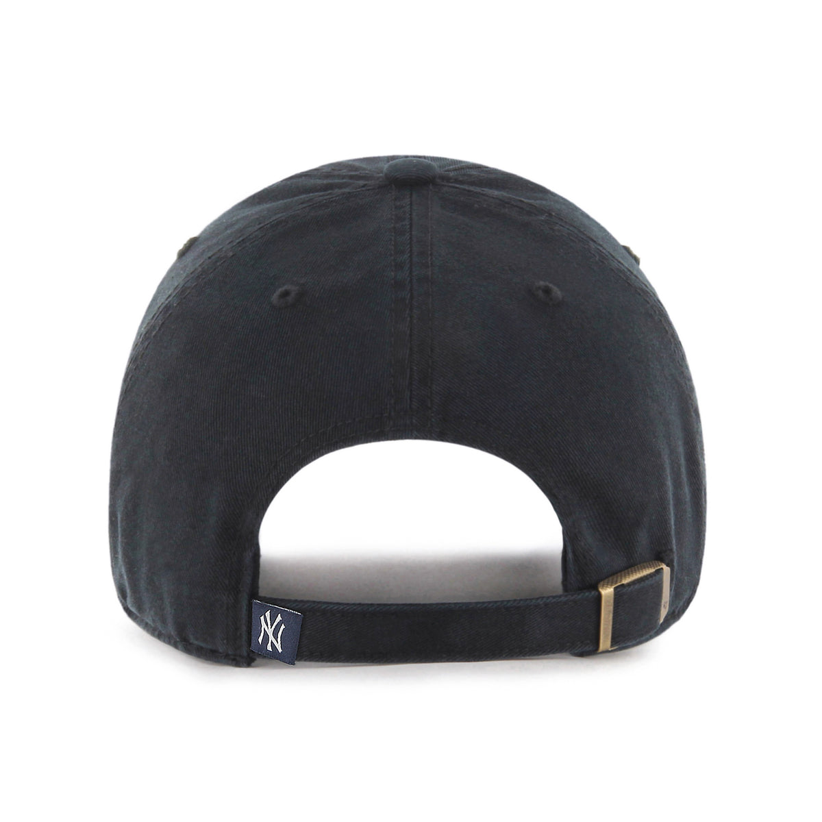 Gorra '47 Clean Up de New York Yankees en negro, algodón curva sin estructura con strapback ajustable y logo bordado de los New York Yankees al frente