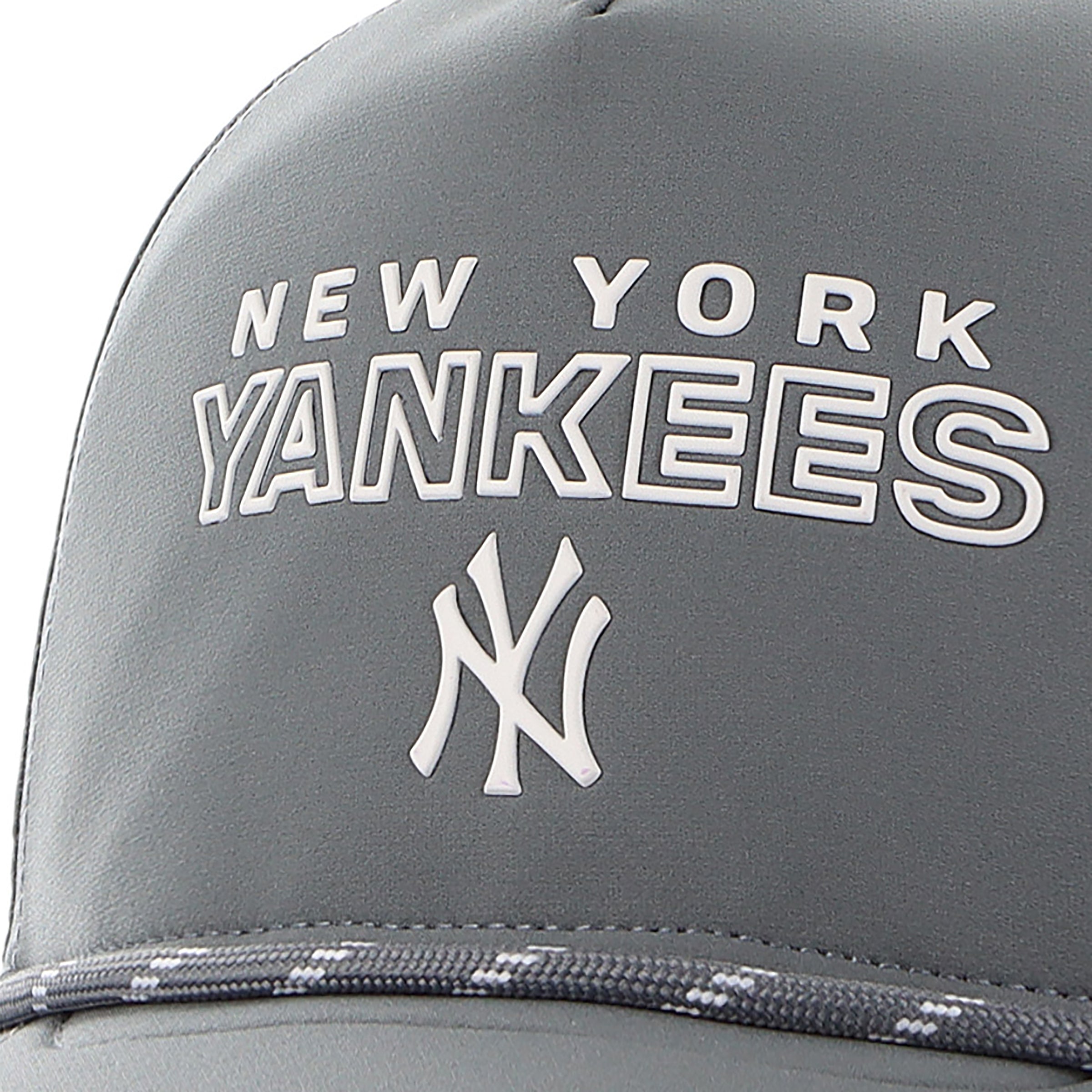 New York Yankees MLB Forward Brrr '47 Hitch