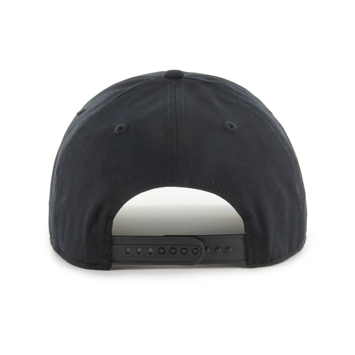 Gorra '47 Hitch RF Las Vegas Raiders negro en algodón con cordón en visor, ciudad bordada al frente, logo Raiders lado derecho y snapback ajustable
