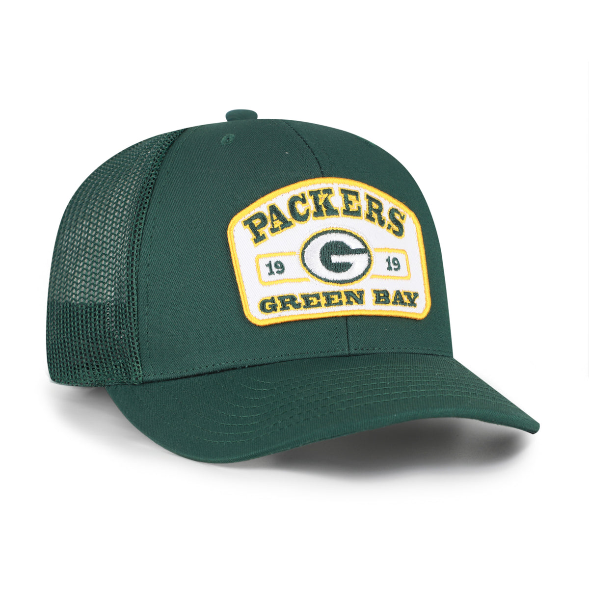 Green Bay Packers NFL Roadway Strap ’47 Trucker color Verde oscuro, frente y malla verde oscuro, visera semicurva, parche blanco con borde amarillo, logo G e inscripciones PACKERS y GREEN BAY al frente, emblema ’47 blanco lateral y cierre trasero ajustable de velcro.