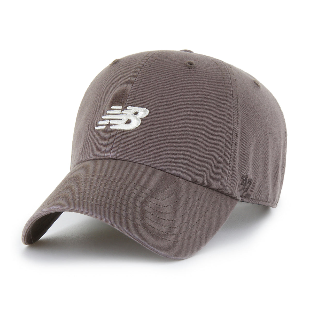 Gorra '47 Clean Up New Balance X '47 café en algodón, logo New Balance en blanco bordado al frente y strapback ajustable