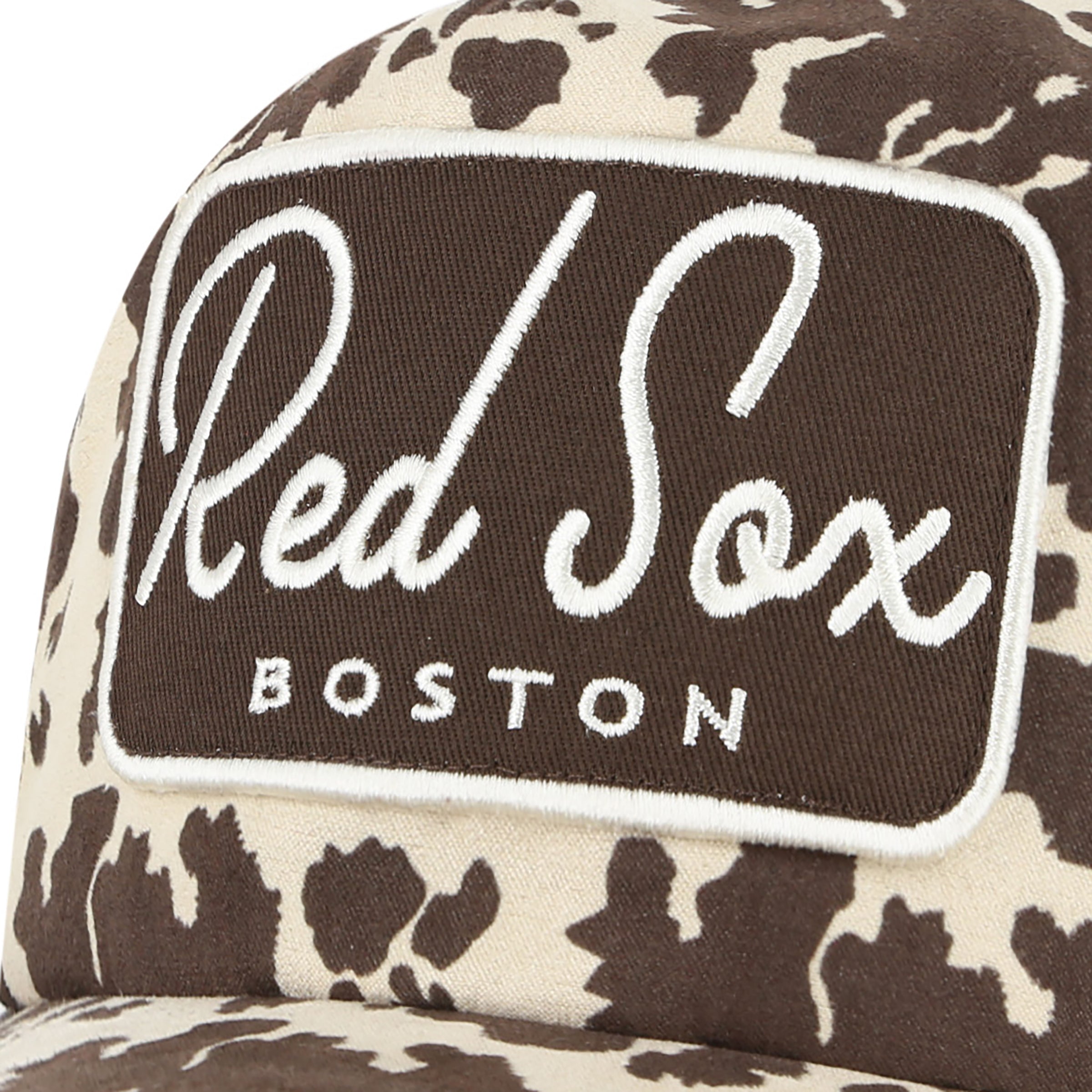 Boston Red Sox MLB Bessie Cow Print '47 Hitch
