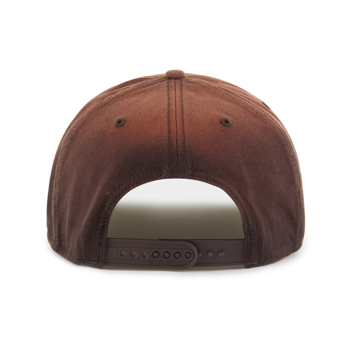 Gorra '47 Hitch RF Boston Red Sox MLB Dusted Laramie café en algodón con acabado desgastado, nombre Red Sox bordado al frente, logo lateral y snapback ajustable