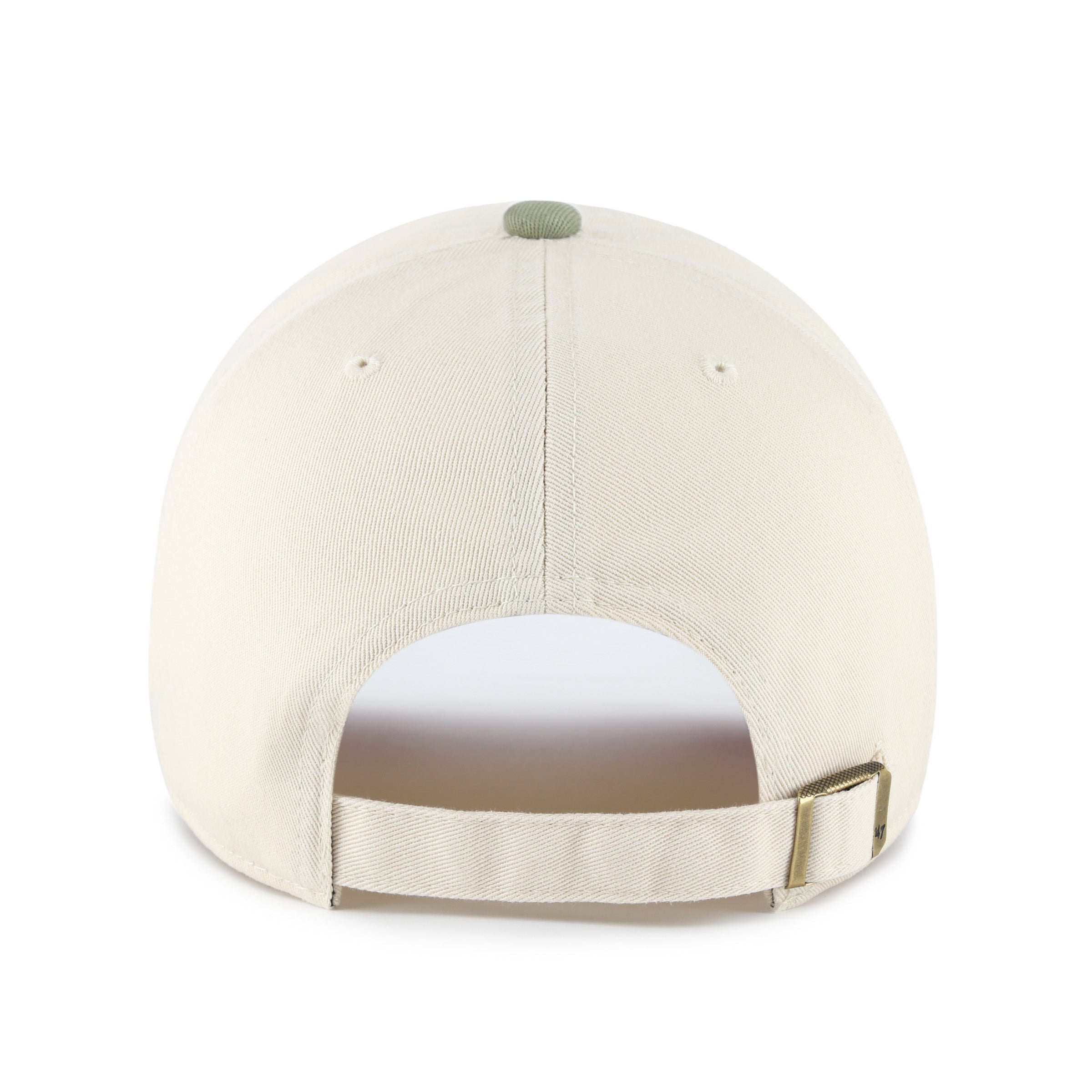 Gorra '47 Clean Up Two Tone de New York Yankees en color natural y verde olivo, algodón curva sin estructura con strapback ajustable y logo bordado MLB al frente