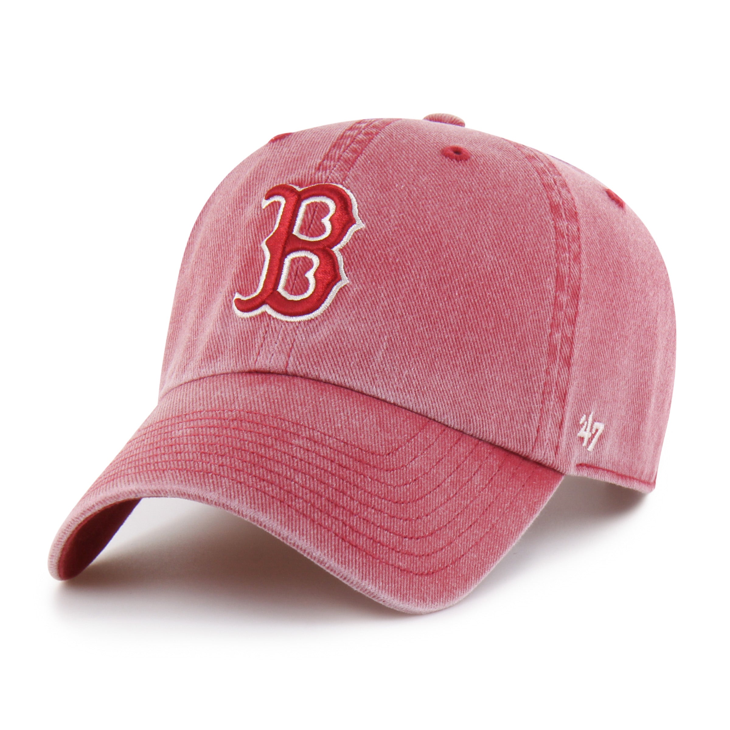 Gorra '47 Clean Up Boston Red Sox MLB Pigment en algodón rojo con efecto deslavado, visera curva sin estructura con logo de los Red Sox bordado al frente y emblema '47 en el lateral, cierre strapback ajustable
