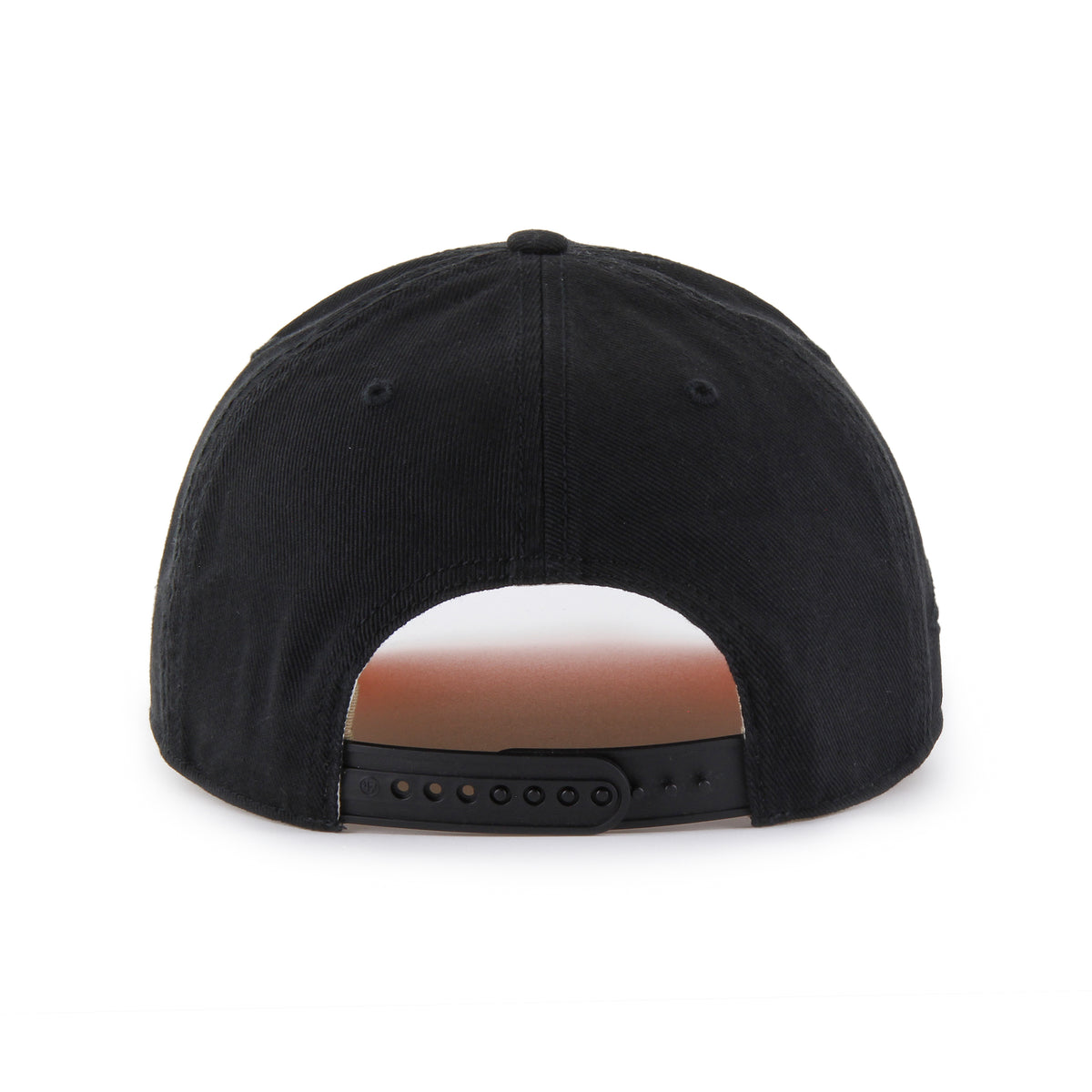 New York Mets MLB Charlton ’47 Hitch Relaxed Fit color Negro 00, visera negra semicurva, bordado frontal Mets azul con contorno naranja, silueta urbana azul e inscripción N.Y. naranja, bordado tonal lateral derecho, emblema ’47 naranja lateral izquierdo y ajuste snapback.