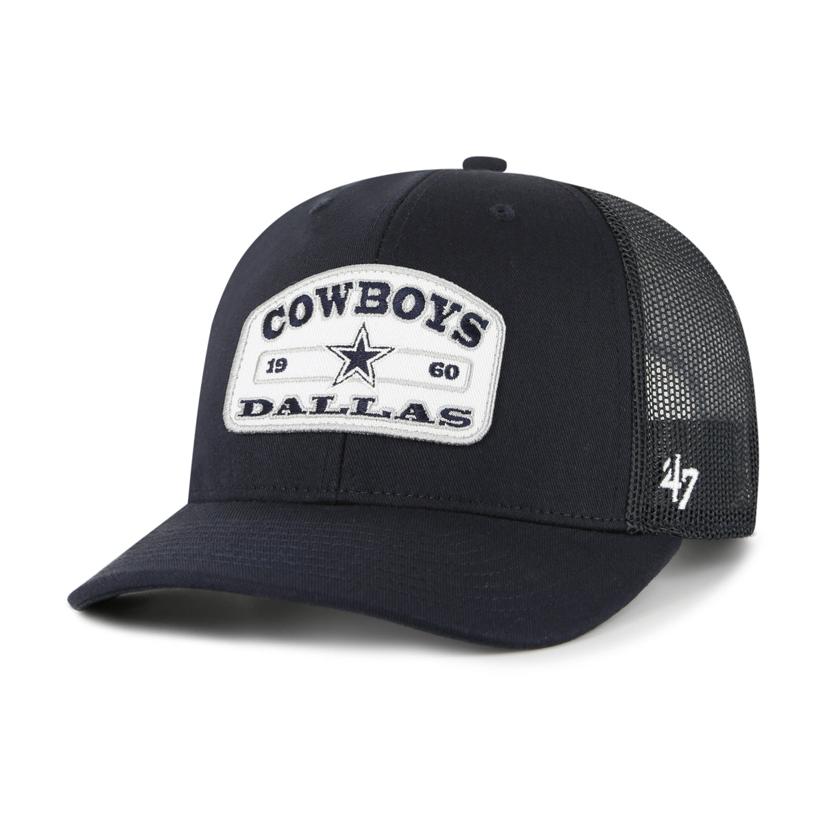 Dallas Cowboys NFL Roadway Strap ’47 Trucker color Azul marino, frente y malla azul marino, visera semicurva, parche blanco con borde gris, logo de estrella e inscripciones COWBOYS y DALLAS al frente, emblema ’47 blanco lateral y cierre trasero ajustable de velcro.